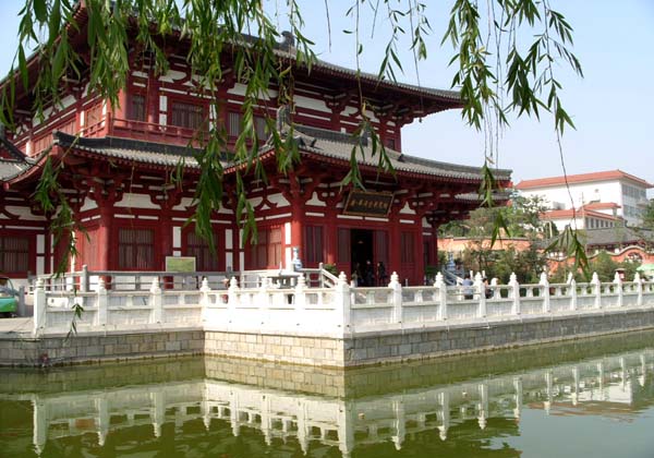 Huaqing Hot Springs Pictures | China Pictures