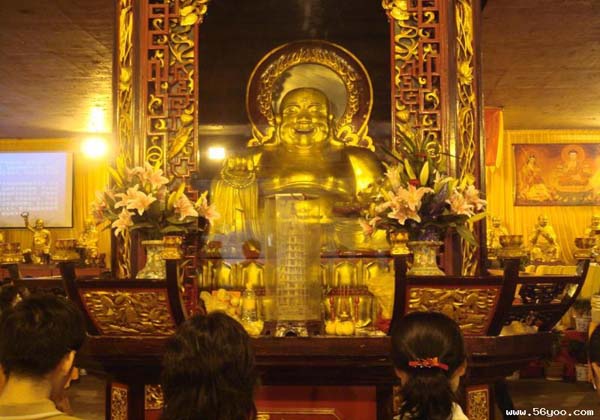 Jingan Temple Pictures | China Pictures
