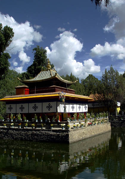 Norbulingka Summer Palace Pictures, Tibet Pictures, China Pictures