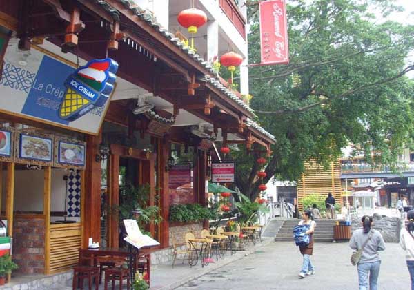 Guilin Yangshuo West Street