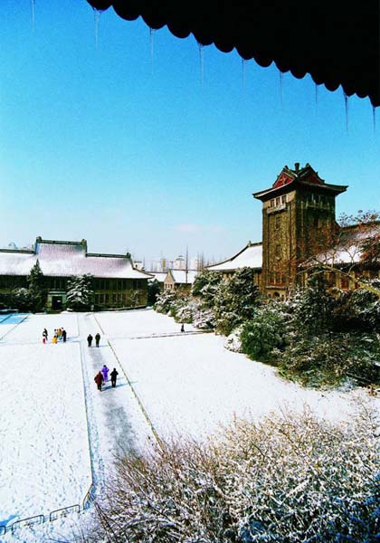 nanjing-university-tour