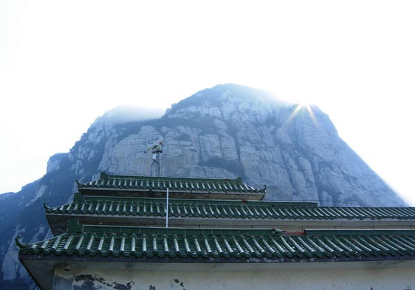 sanhuang-stronghold-travel