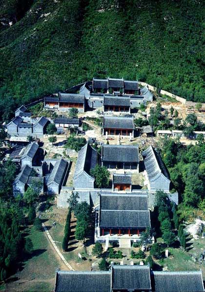 yunju-temple-tours