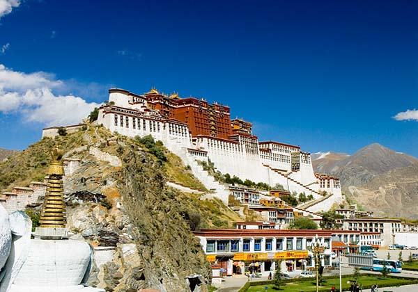 china-gallery-of-potala-palace