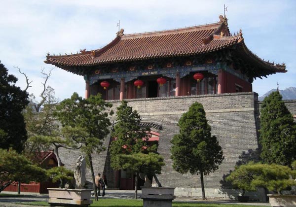 dai-temple-tour