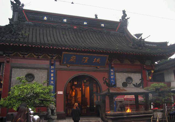 chenghuang temple in chengde